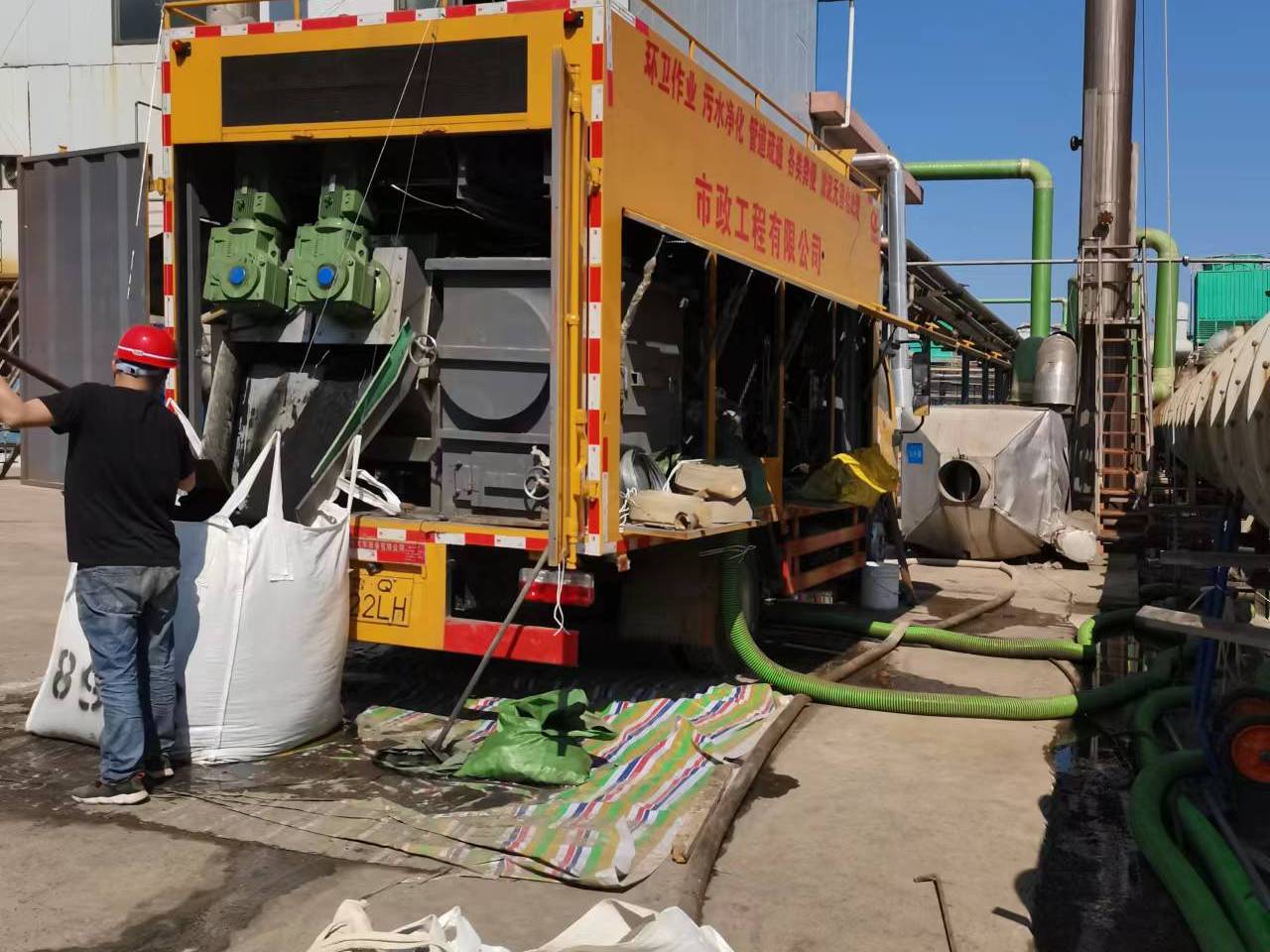 丰镇淤泥压干处理